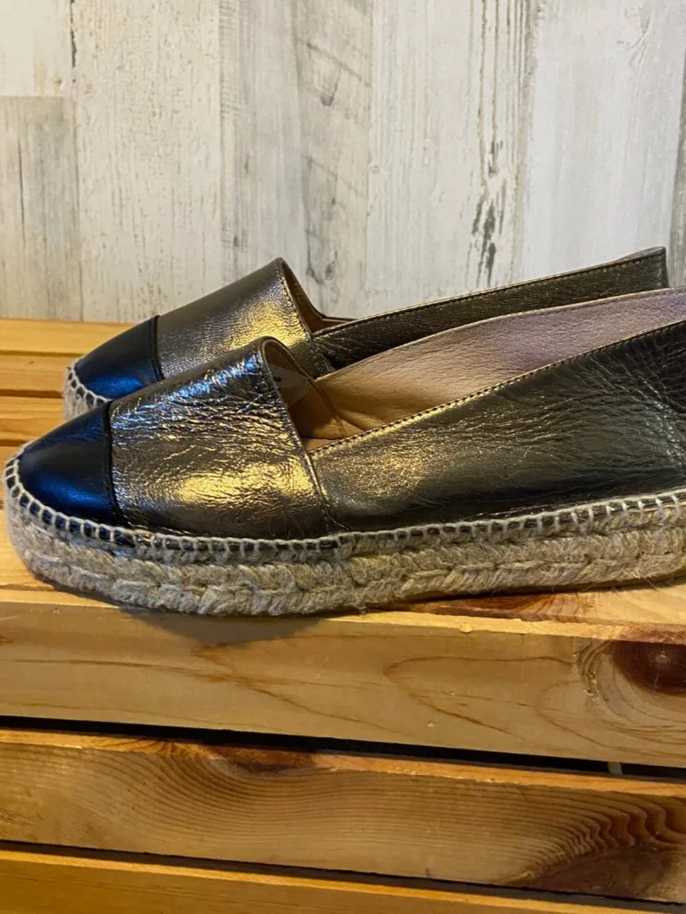 Pure Navy Women's Size 9 Slip On Metallic Leather Espadrille Flats